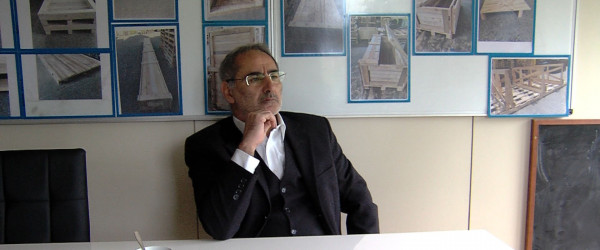 Nihat Özdemir in seinem Büro (Quelle: RIK)